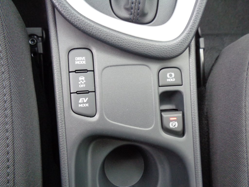 Mazda 2 Hybrid