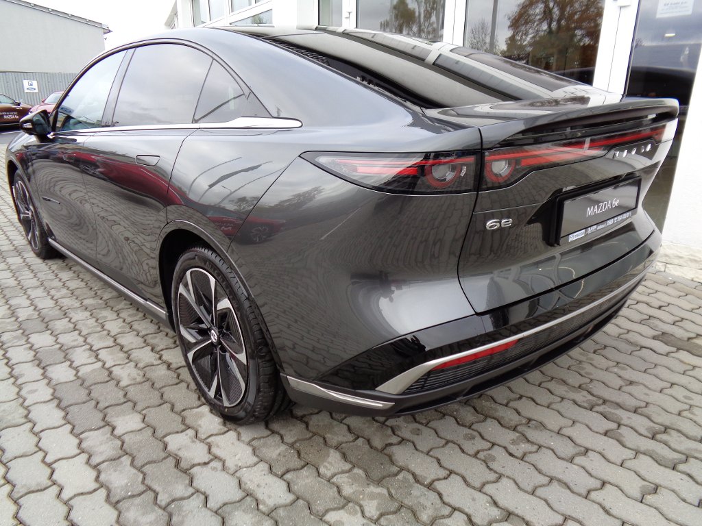 Mazda 6e