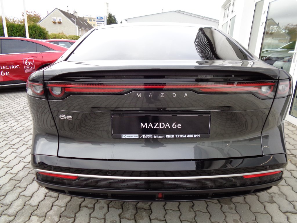 Mazda 6e
