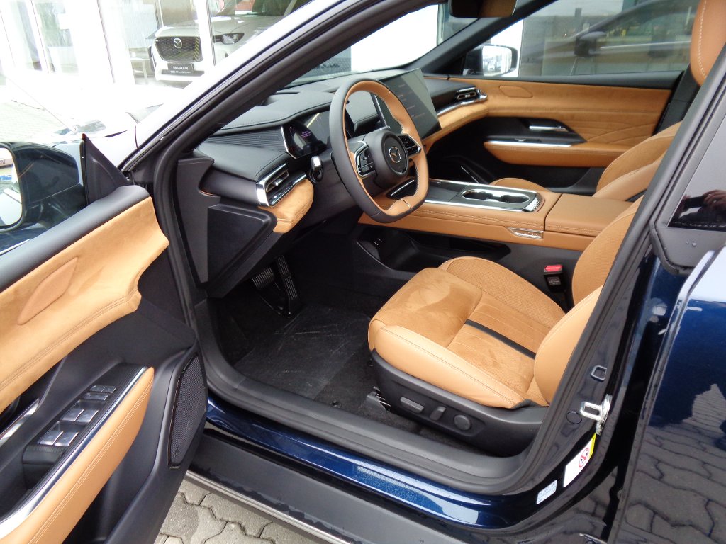 Mazda 6e