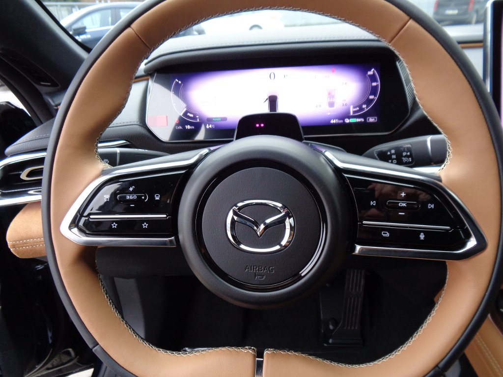 Mazda 6e