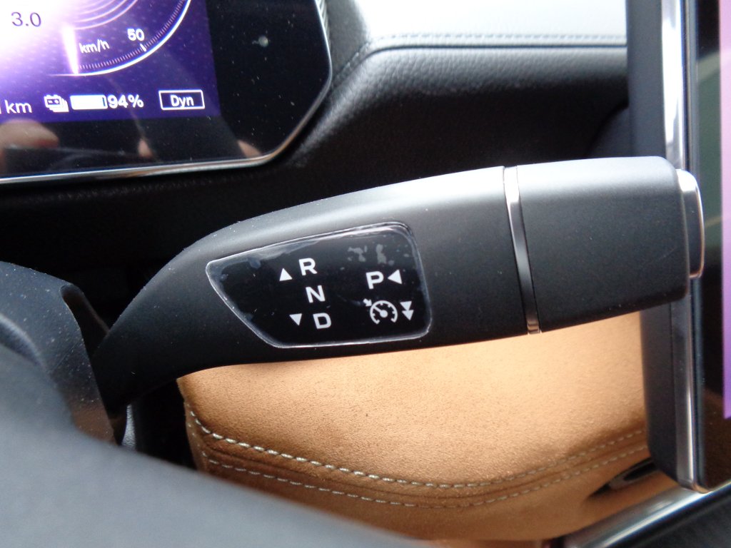 Mazda 6e