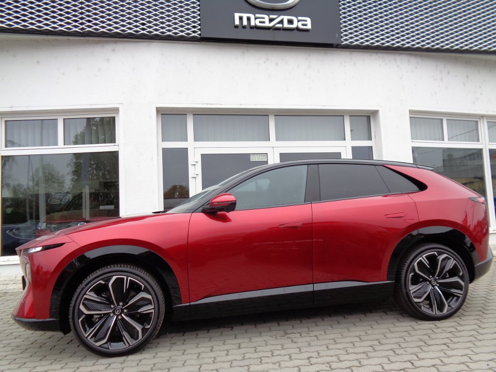 Mazda CX-6e