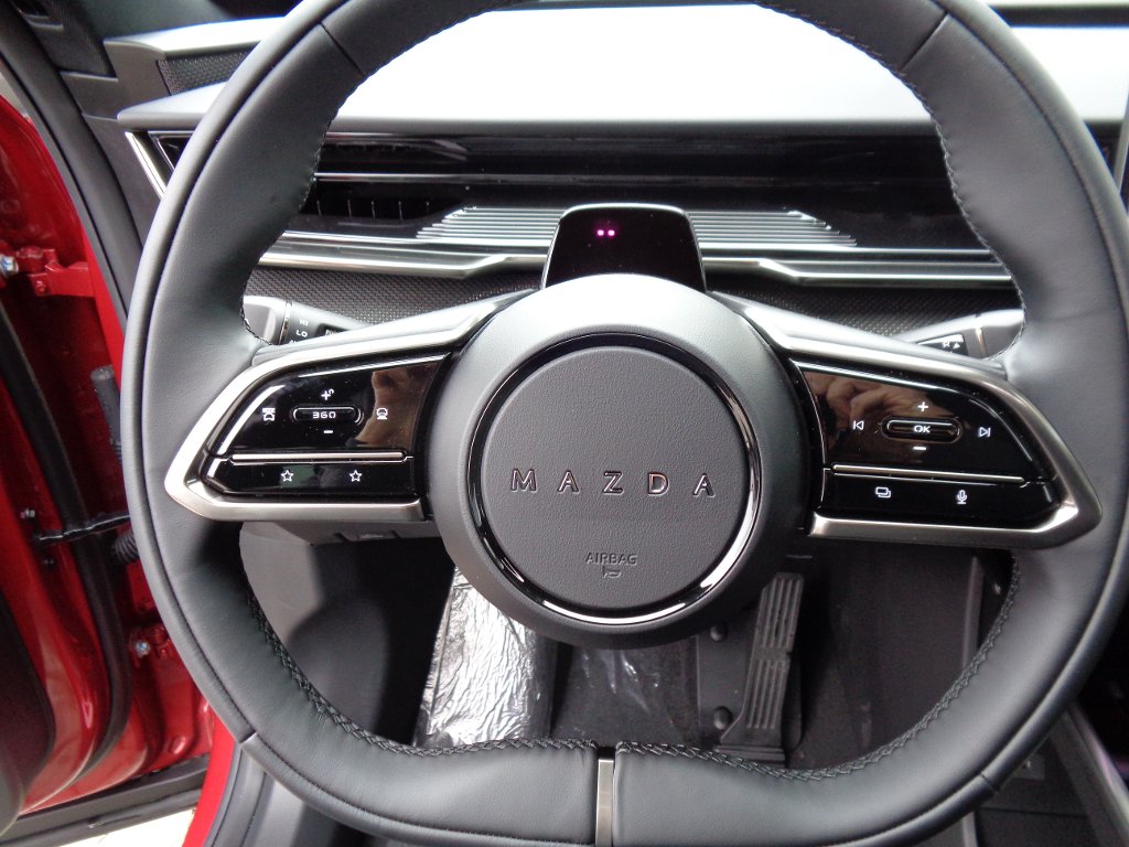 Mazda CX-6e