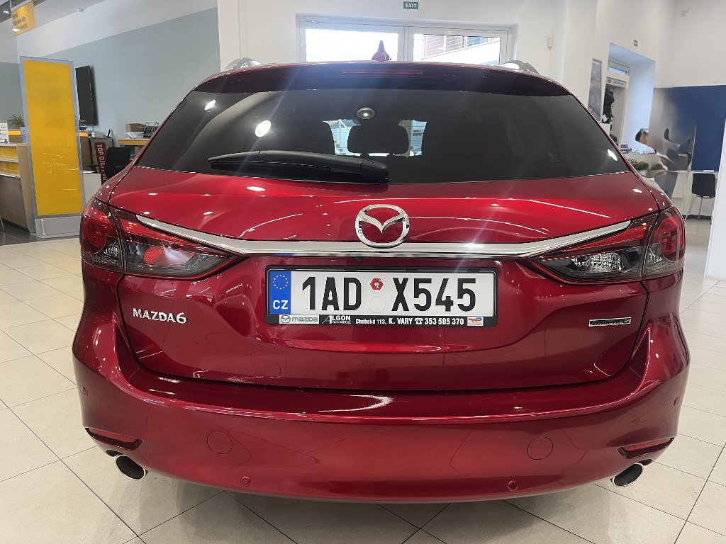 Mazda 6
