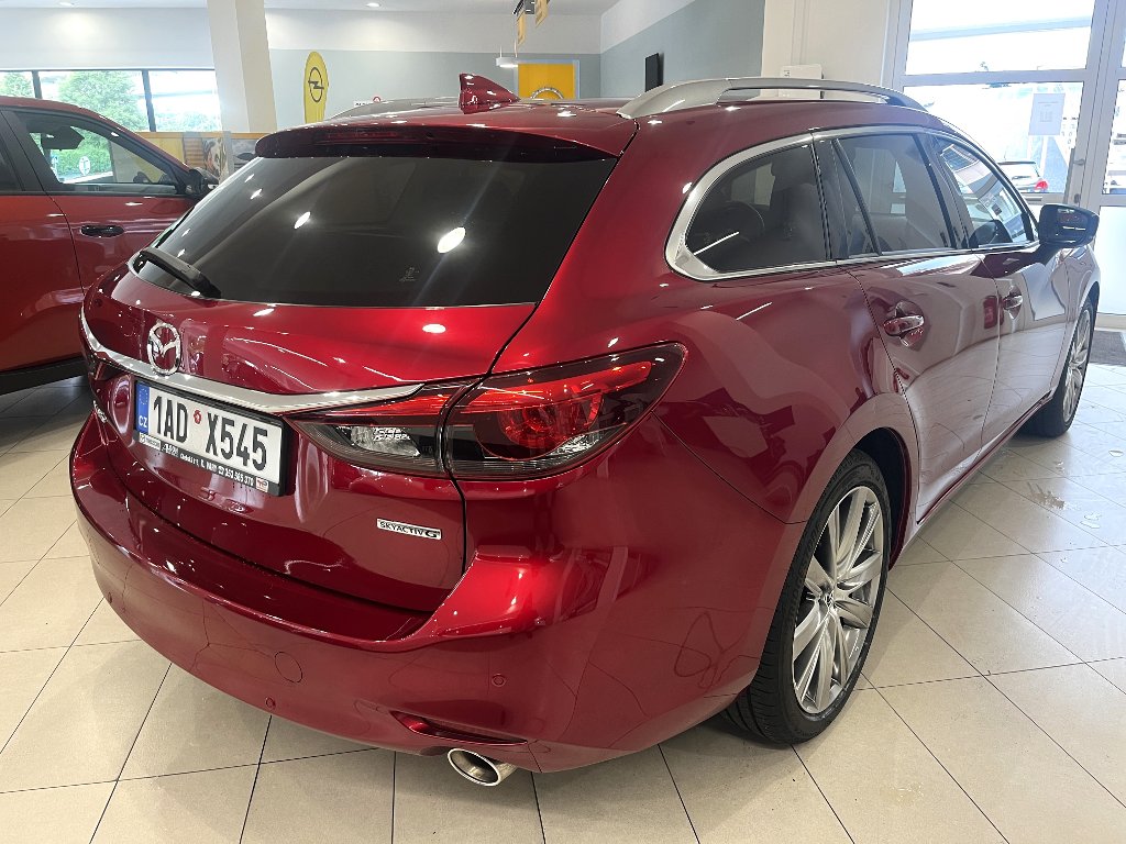 Mazda 6