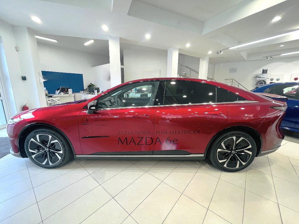 Mazda 6e